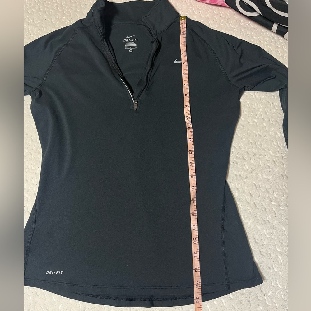 Nike Light Weight Pullover - Picture 8 of 8